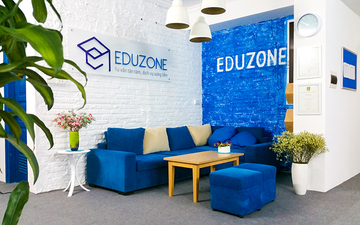 Một góc văn phòng Công ty du học Eduzone